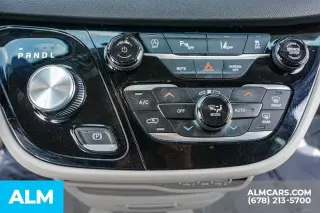 Chrysler Pacifica 2024 Touring L 4dr Mini-Van