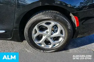 Chrysler Pacifica 2023 Limited 4dr Mini-Van
