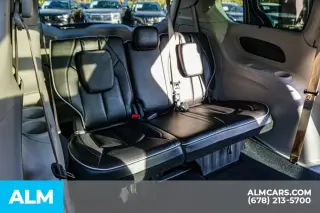 Chrysler Pacifica 2023 Limited 4dr Mini-Van