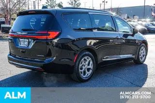 Chrysler Pacifica 2023 Limited 4dr Mini-Van