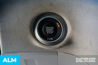 Chrysler Pacifica 2023 Limited 4dr Mini-Van