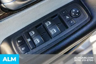 Chrysler Pacifica 2023 Limited 4dr Mini-Van