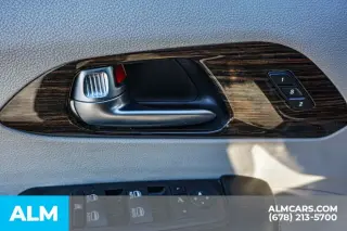 Chrysler Pacifica 2023 Limited 4dr Mini-Van