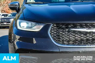 Chrysler Pacifica 2023 Limited 4dr Mini-Van