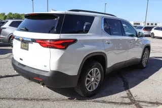 2023 Chevrolet Traverse FWD 4dr LT Leather