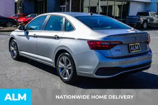 Volkswagen Jetta 2024 SE 4dr Sedan