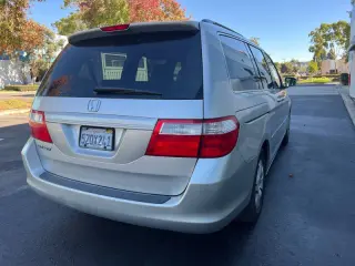 2007 Honda Odyssey EX-L w/DVD