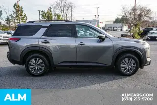 Nissan Pathfinder 2025 SV 4dr SUV
