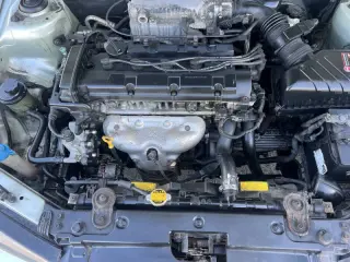 2004 Hyundai Elantra GLS