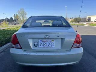 2004 Hyundai Elantra GLS