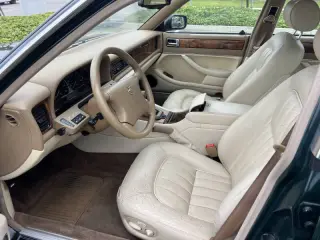 1995 Jaguar XJ-Series XJ6
