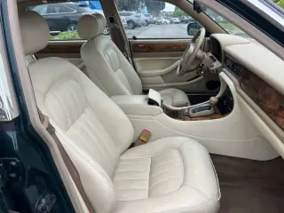1995 Jaguar XJ-Series XJ6