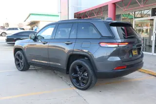 2023 Jeep Grand Cherokee Altitude 4x4