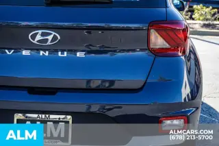 Hyundai VENUE 2024 Limited 4dr Crossover