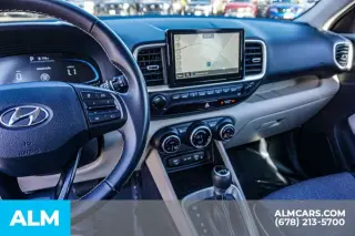 Hyundai VENUE 2024 Limited 4dr Crossover