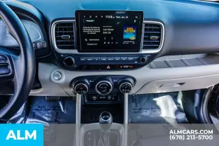 Hyundai VENUE 2024 Limited 4dr Crossover