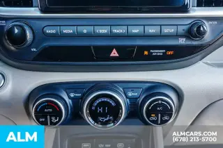 Hyundai VENUE 2024 Limited 4dr Crossover