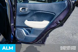 Hyundai VENUE 2024 Limited 4dr Crossover