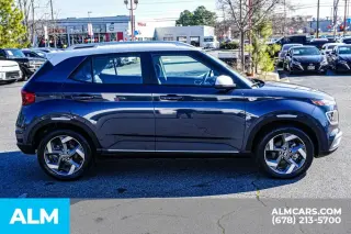 Hyundai VENUE 2024 Limited 4dr Crossover