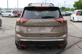 2025 Nissan Rogue AWD Platinum