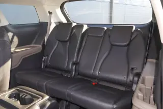 2025 Kia Carnival LXS FWD