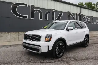 2025 Kia Telluride S FWD