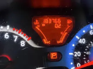 2013 Nissan cube 1.8 S
