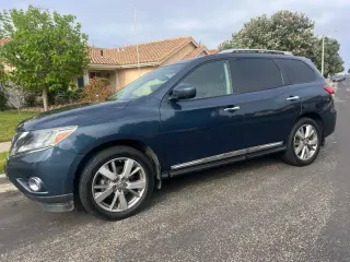 2013 Nissan Pathfinder Platinum