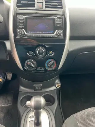2018 Nissan Versa SV