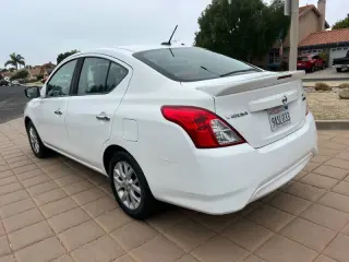 2018 Nissan Versa SV