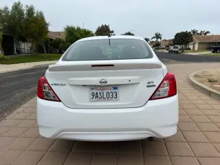 2018 Nissan Versa SV