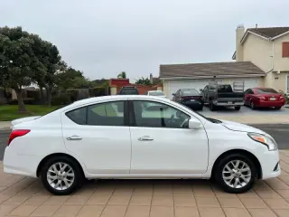 2018 Nissan Versa SV