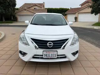 2018 Nissan Versa SV