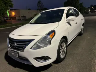 2018 Nissan Versa SV
