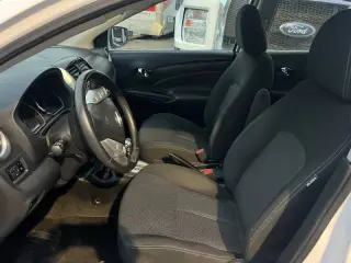 2018 Nissan Versa SV