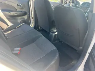 2018 Nissan Versa SV