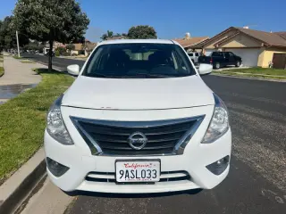 2018 Nissan Versa SV