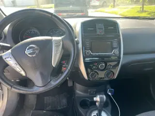 2018 Nissan Versa SV