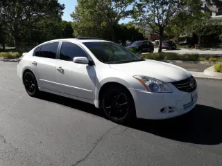 2012 Nissan Altima 3.5 SR