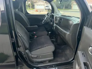 2011 Nissan cube 1.8