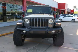 2022 Jeep Wrangler Unlimited Sahara Altitude 4x4