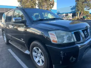 2005 Nissan Armada SE