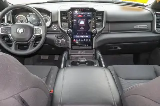 2025 RAM 1500 Big Horn 4x4 Crew Cab 5'7 Box
