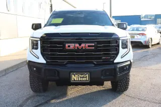 2023 GMC Sierra 1500 4WD Crew Cab 147 AT4X