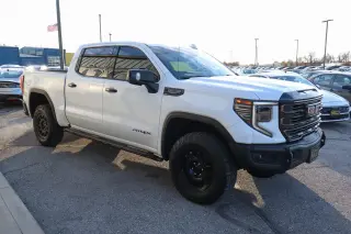 2023 GMC Sierra 1500 4WD Crew Cab 147 AT4X