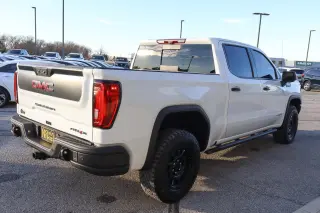 2023 GMC Sierra 1500 4WD Crew Cab 147 AT4X
