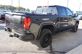 2023 GMC Sierra 1500 4WD Crew Cab 147 AT4X
