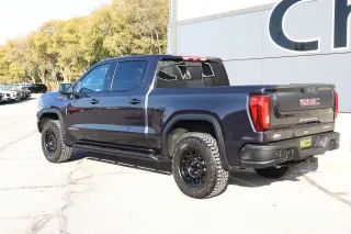 2023 GMC Sierra 1500 4WD Crew Cab 147 AT4X