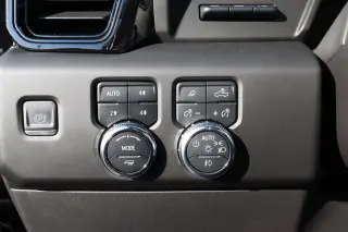 2023 GMC Sierra 1500 4WD Crew Cab 147 AT4X