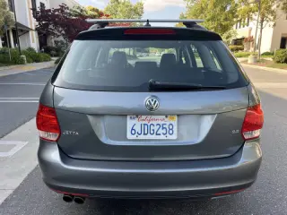 2009 Volkswagen Jetta SportWagen SE PZEV